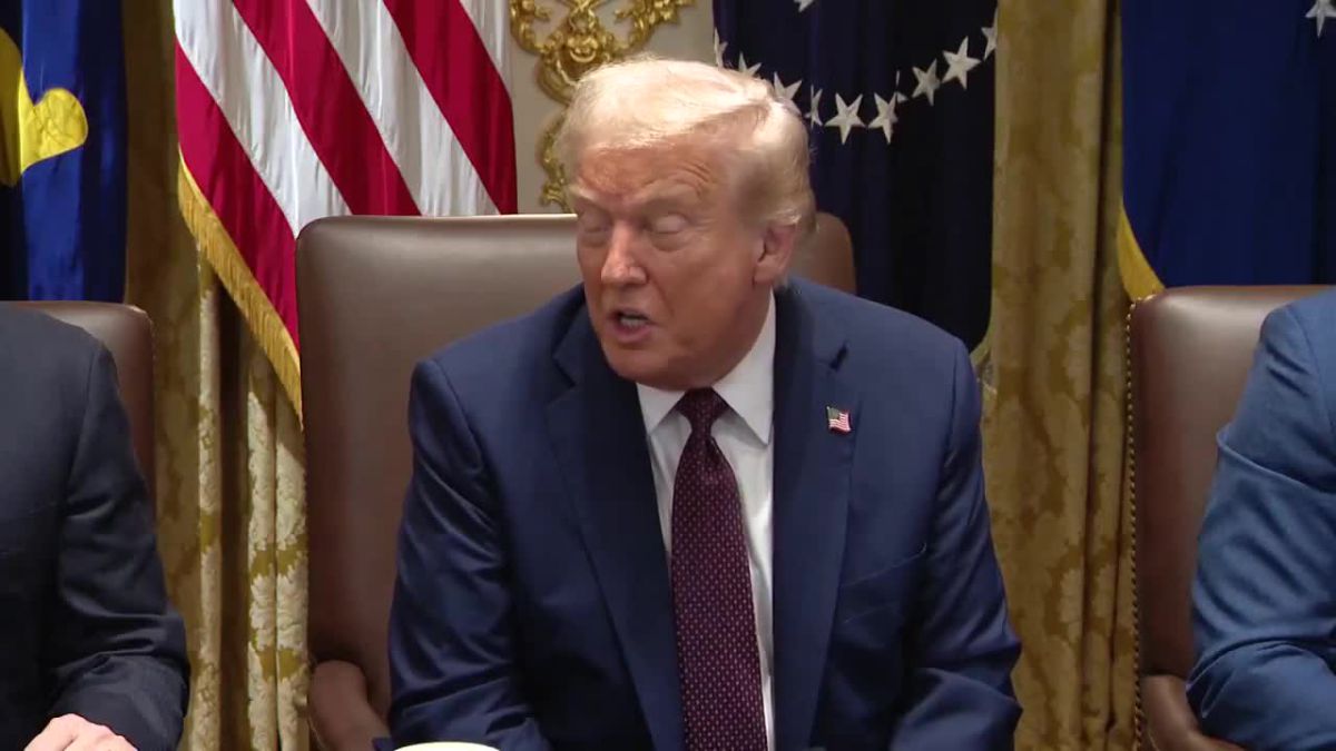 טראמפ: "אני יכול לעשות כל מה שאני רוצה, אני נשיא ארה"ב"