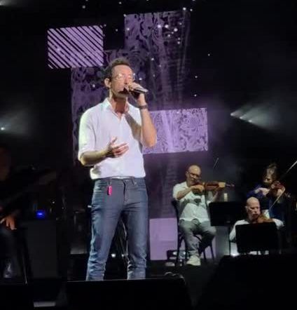 צפו: עברי לידר במופע המחווה למתי כספי