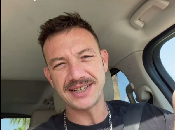 עוז זהבי תוקף את נטפליקס: "אתם ביזיון. עושקים אותנו"