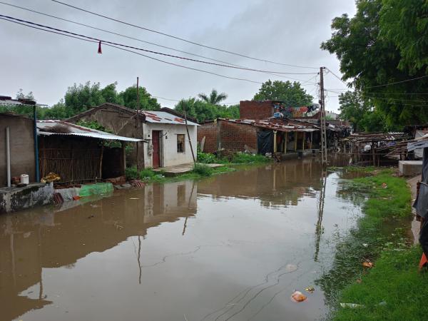 אסון בהודו: 33 הרוגים ומאות נעדרים בשיטפונות