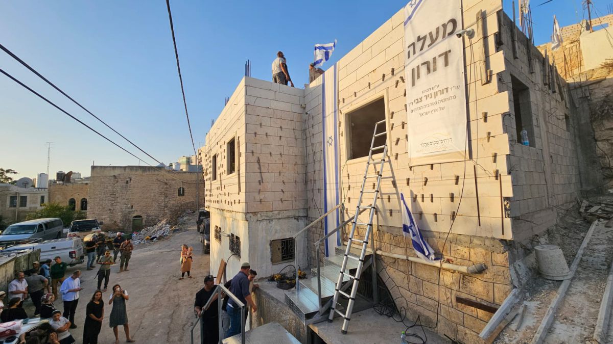 מחילים ריבונות: בית נוסף נגאל היום בחברון