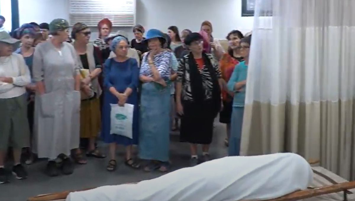 צפו בשידור ישיר: הלוויתה של הרבנית מרים עמיטל ז"ל