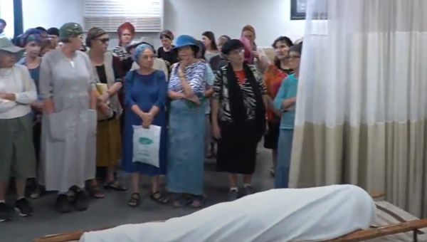 צפו בשידור ישיר: הלוויתה של הרבנית מרים עמיטל ז"ל