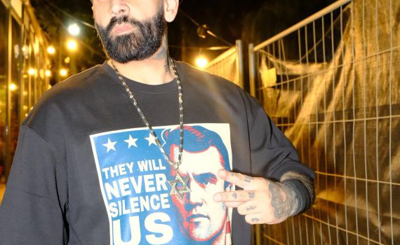 סאבלימנל והצל הקדישו בהופעה מחווה לצ׳ארלי קירק