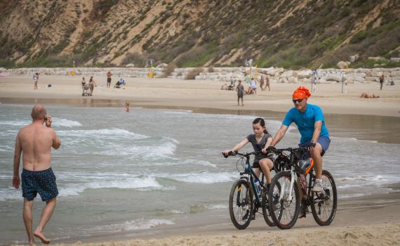 בפעם השניה היום: טביעה בחוף סירונית בנתניה