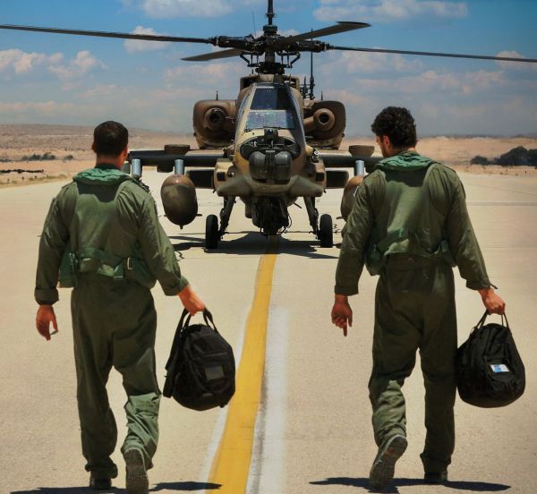 “מכונת מלחמה”: טייסי האפאצ'י חושפים עדויות מה-7.10