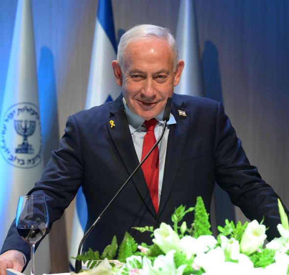 חשש באופוזיציה: זה האיש שיעניק לנתניהו את הניצחון בבחירות