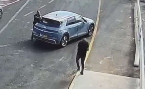 קשה לצפיה: אל"מ במיל' חזי נחמה מחסל את המחבל