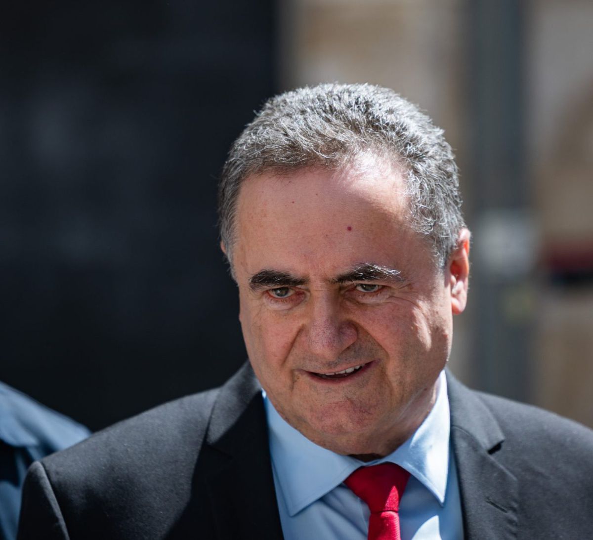 אחרי מינוי הפצ"ר: התגובה של שר הביטחון למתקפה מימין נחשפת