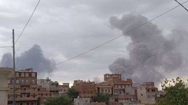 "מביט מלמעלה": חיל האוויר תקף בנמל חודיידה בתימן