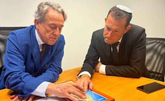 בכיר הפרלמנט האירופי ליוסי דגן: "הזמן הכי מתאים לריבונות"