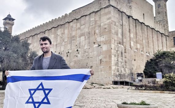 יוסי דגן הודיע: ננציח את צ'ארלי קירק בשומרון