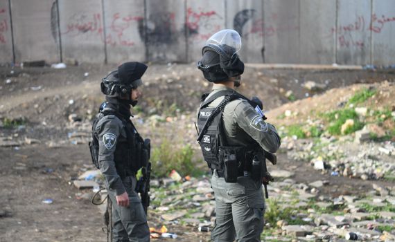 סותמים את הפרצה: ניסה לחצות את גדר ההפרדה ונורה למוות