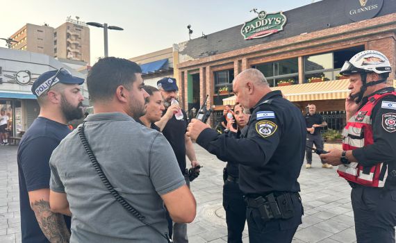 חמישה פצועים מפגיעת כטב"מ חות'י במרכז אילת