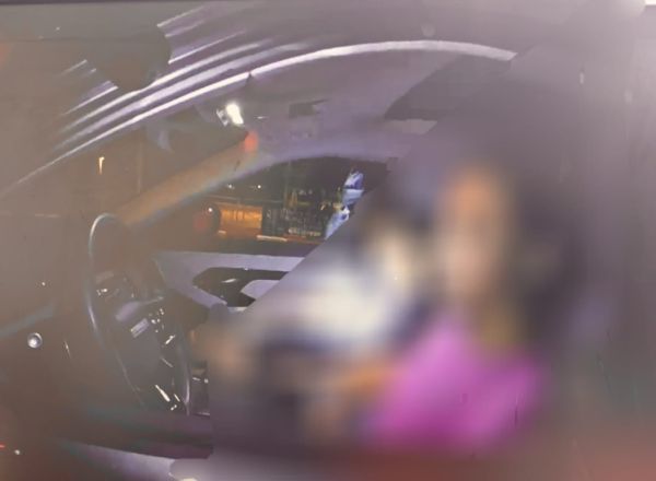 השוטר עצר את רכב היוקרה ונדהם לגלות את זהות הנהג