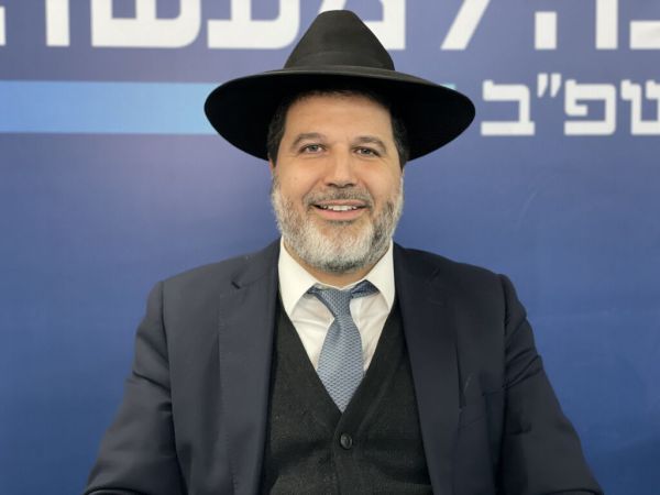 סערה בעולם הכשרות: הפוסק הספרדי בפסק דרמטי