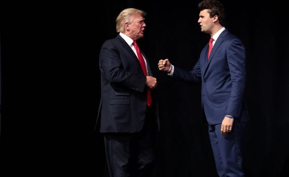 רוקדים על הדם: כך הגיבה התקשורת בארה"ב לרצח קירק