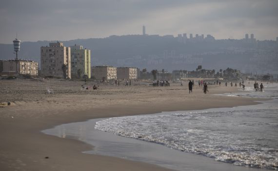 בשורה לטובלים: הוסרה אזהרת הרחצה בחופי הקריות