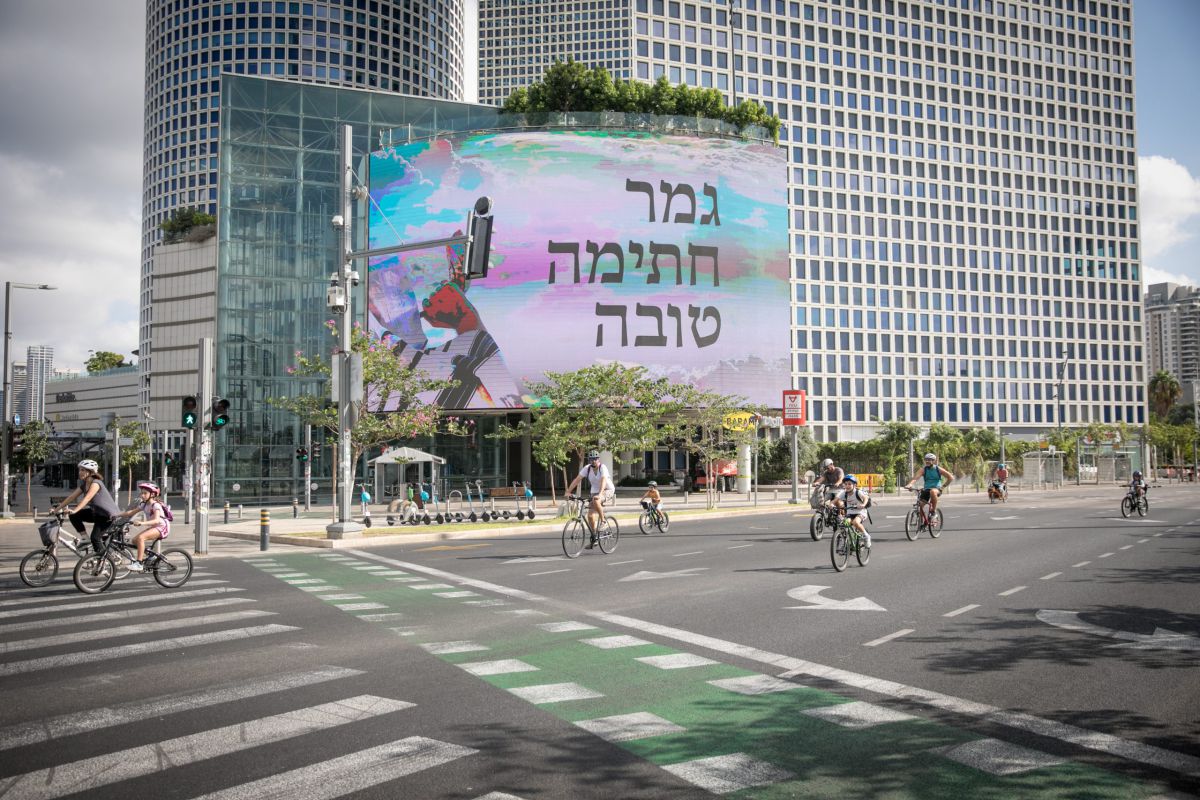 זה לא מספיק לדבר על סליחה מול הילדים, צריך גם לקיים אותה