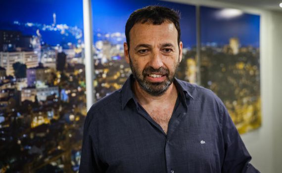 רביב דרוקר: לי זה נראה כמו תפירת תיק