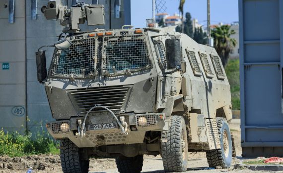 ג'יפ צבאי עלה על מטען ליד גדר המערכת בטול כרם