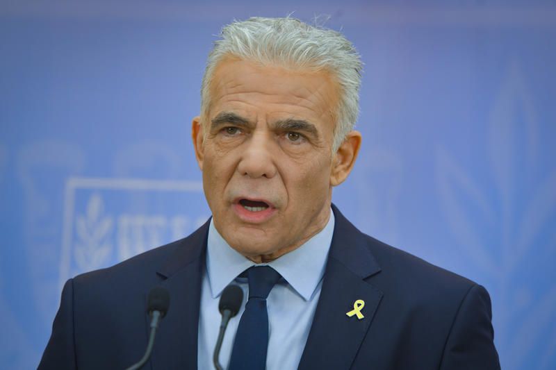 יש עתיד הקימו ועדה אלטרנטיבית; הכנסת נעלה את הדלתות. צפו