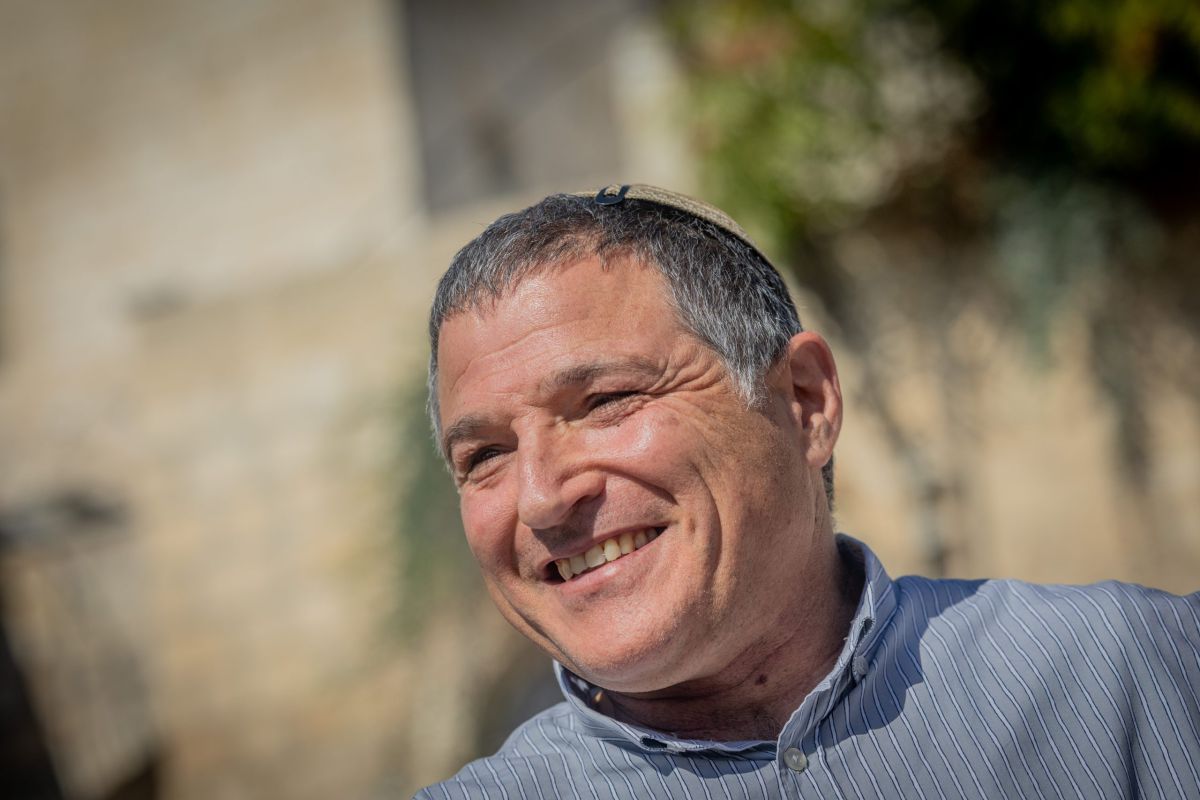 נפתחה בדיקה פלילית נגד שלושה ראשי שב״כ לשעבר