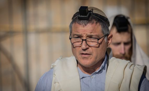 מי מפחד מדוד זיני? האיש שבא לנער את השב"כ. צפו