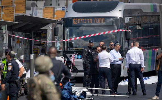 המחבלים הגיעו מיו"ש: צה"ל מכתר כפרים בפאתי רמאללה