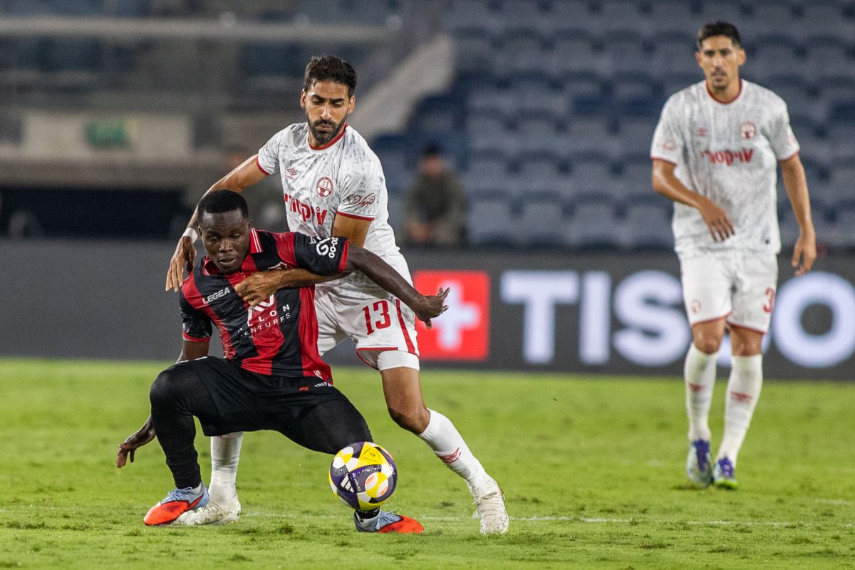 סערה בליגת העל | המאמן הואשם באמירה גזענית, בקבוצה הכחישו