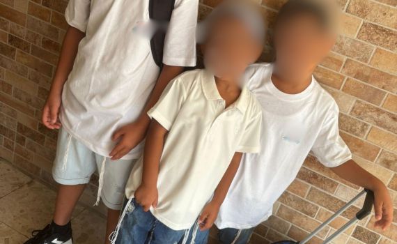 אחרי שחולצו: הילדים מהכפר הערבי פתחו את שנת הלימודים