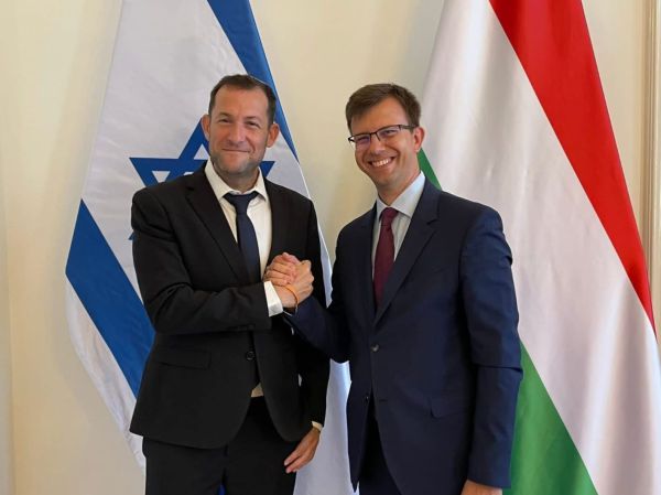 השר ההונגרי ליוסי דגן: ״אנחנו עם ישראל״