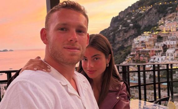 "רק הוא רואה את הלב שלי": נועה קירל מקדישה שיר לדניאל בחתונה