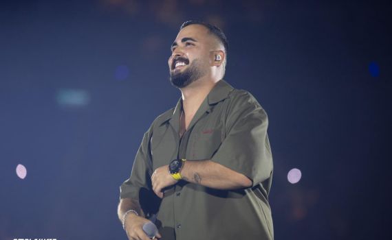 הרבה יותר ממופע רגיל: אושר כהן מקדש את היכל מנורה