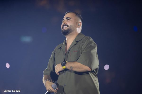 הרבה יותר ממופע רגיל: אושר כהן מקדש את היכל מנורה