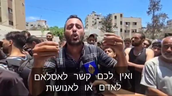 בלוגר עזתי זועק: "לא נסלח לעולם ולמנהיגי ערב שנטשו אותנו"