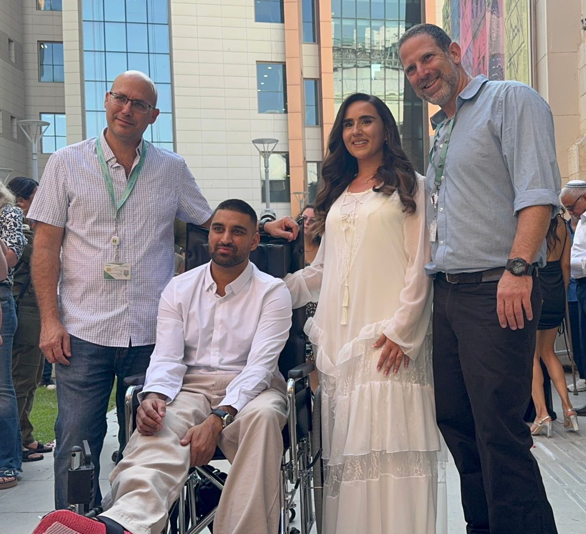 אחרי שנפצע מ-RPG: הלוחם התחתן בבית החולים. צפו