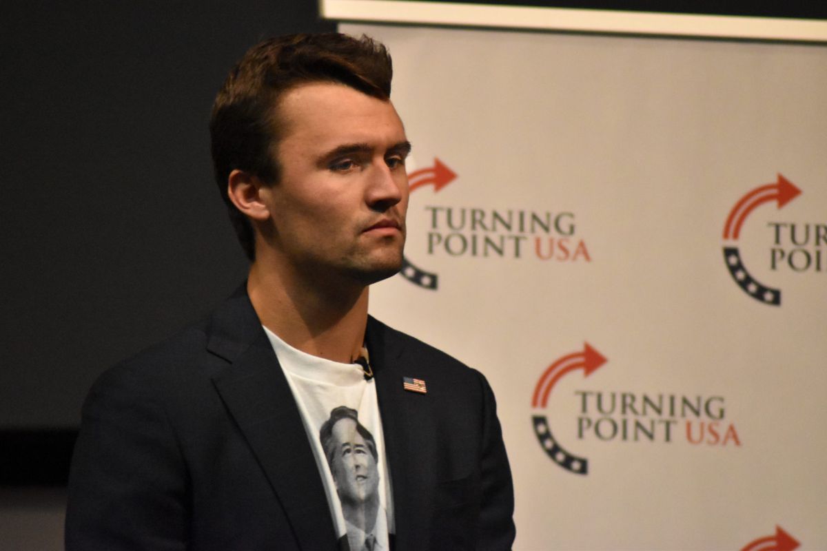 זה העונש של זרים בארה"ב ששמחו על רצח צ'ארלי קירק