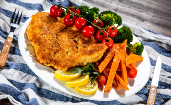 חתיכות פלסטיק נמצאו בשניצל של טבעול: "לא לצרוך את המוצר"