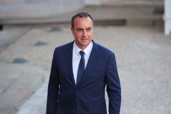 בשיא המשבר הפוליטי: זה ראש הממשלה החדש של צרפת