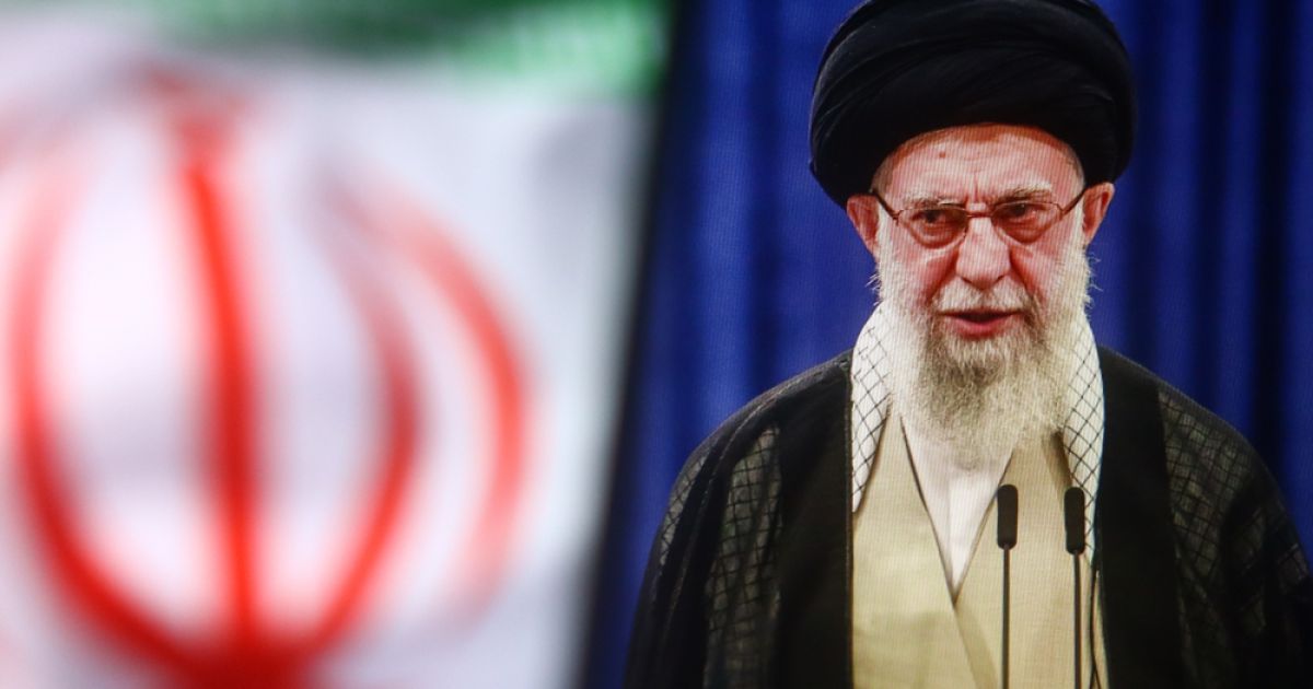 האופוזיציה באיראן חשפה: תיעודים מתוך ארמונו של חמינאי