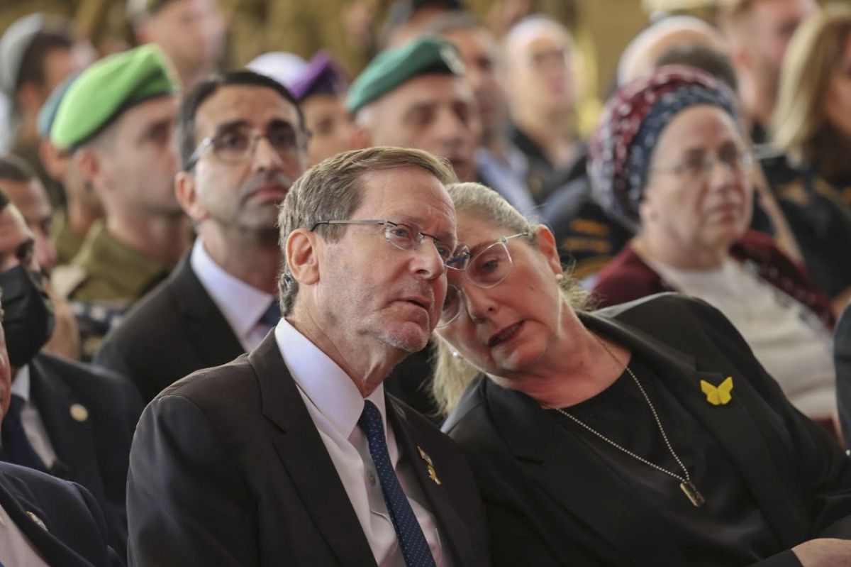 הרצוג:  ״לא אשכח לעולם את שלוליות הדם במושבים״