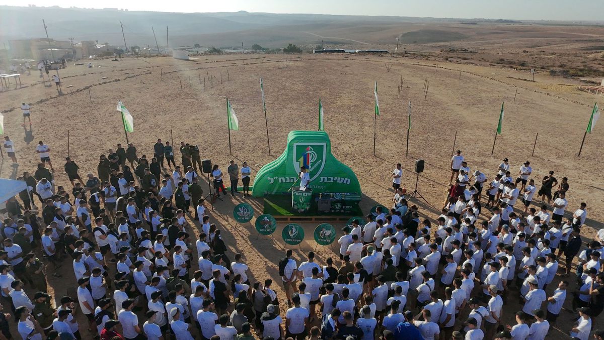 לפני שחוזרים לגדוד: 1000 לוחמים רצו במירוץ בבא"ח נח"ל. צפו