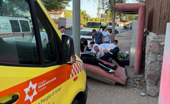 טרגדיה באילת: בן 14 נהרג מקריסה של עמוד תיבות דואר