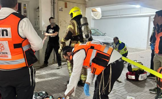 בית שמש: בן 18 פצוע אנוש בשריפה בדירה