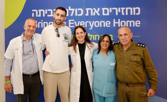 אבינתן אור שוחרר מבית החולים: בשילה מתכוננים לחזרתו הביתה