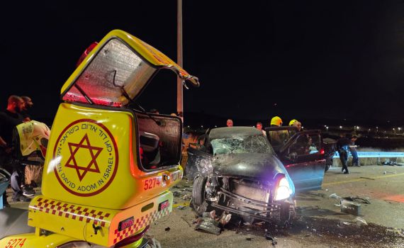 תאונת דרכים בשומרון: שלושה פצועים קשה פונו לבית החולים