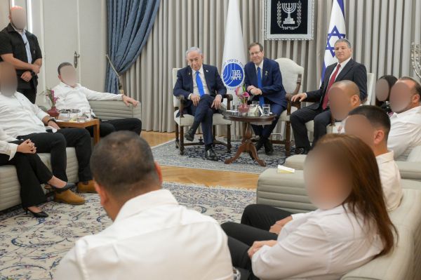 הרצוג ונתניהו העניקו אות למצטייני השב"כ: זאת הרשימה