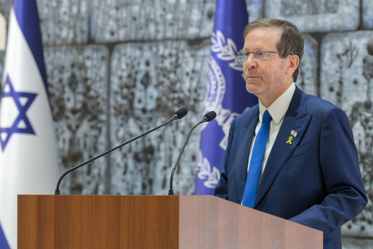 חבלנים הוזעקו לבית הנשיא בעקבות פתק מאיים, חשוד נעצר