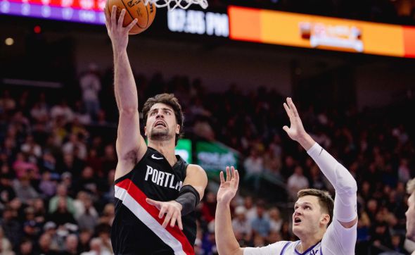 "אלוהים אדירים, הוא לא אמיתי": אבדיה ממשיך להטריף את ארה"ב